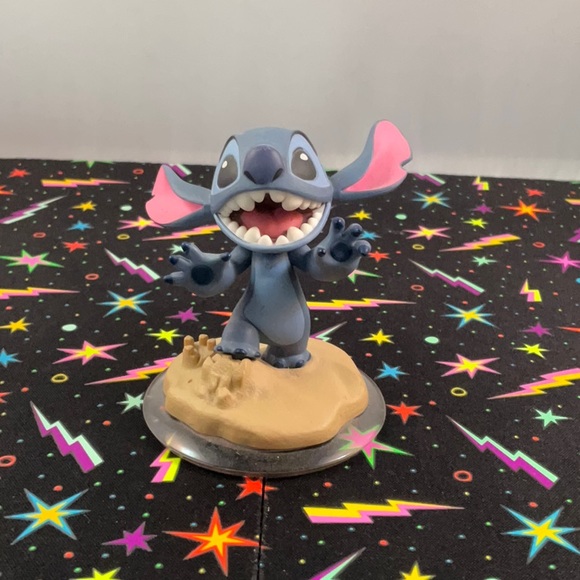 Disney Infinity Bundle - Picture 2 of 16